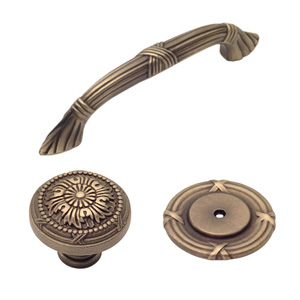 St. Georges - Weathered Brass